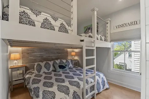 61 Ocean Avenue Oak Bluffs MA 02557