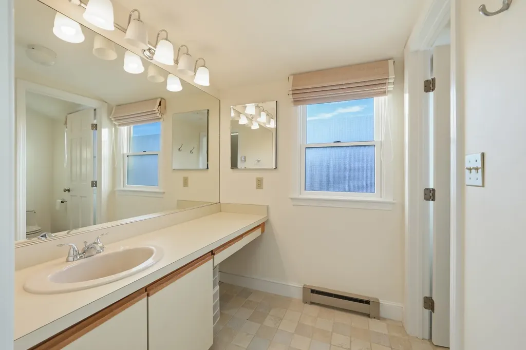 24 Atwood Circle Edgartown MA 02539