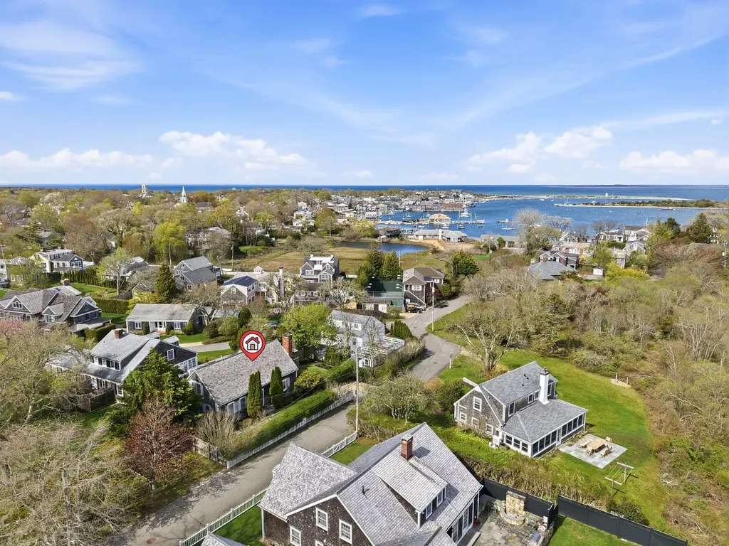 24 Atwood Circle Edgartown MA 02539