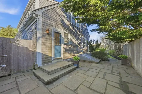 24 Atwood Circle Edgartown MA 02539