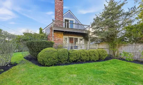 24 Atwood Circle Edgartown MA 02539