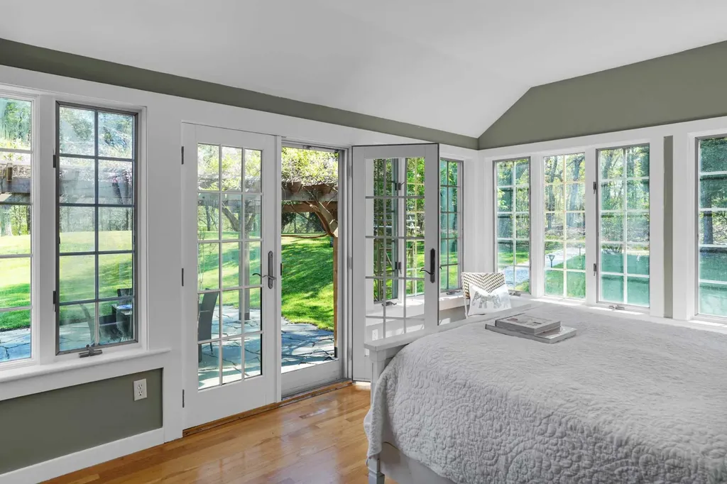 17 Oakdale Drive Edgartown MA 02539