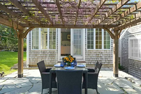17 Oakdale Drive Edgartown MA 02539