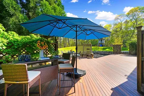 17 Oakdale Drive Edgartown MA 02539
