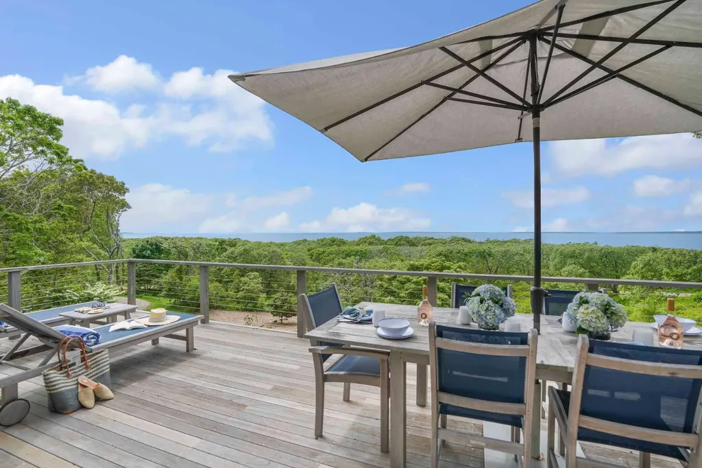 63 Putnam Road Chilmark MA 02535
