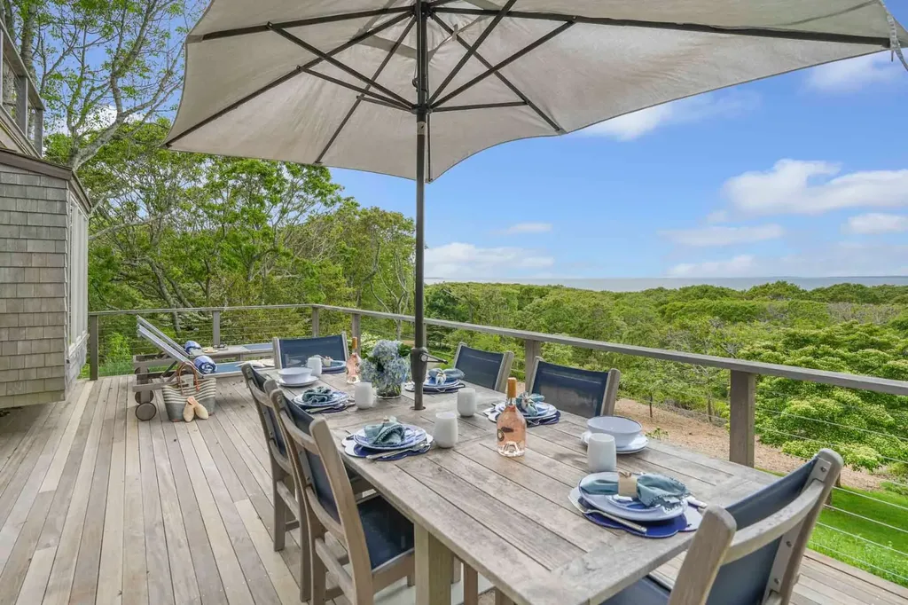 63 Putnam Road Chilmark MA 02535