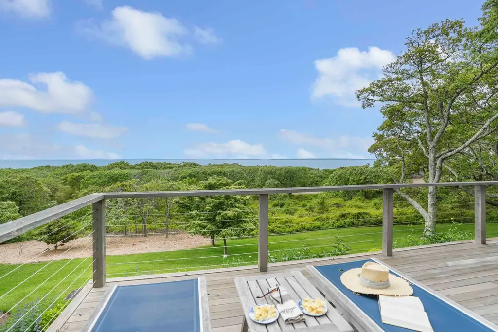 63 Putnam Road Chilmark MA 02535