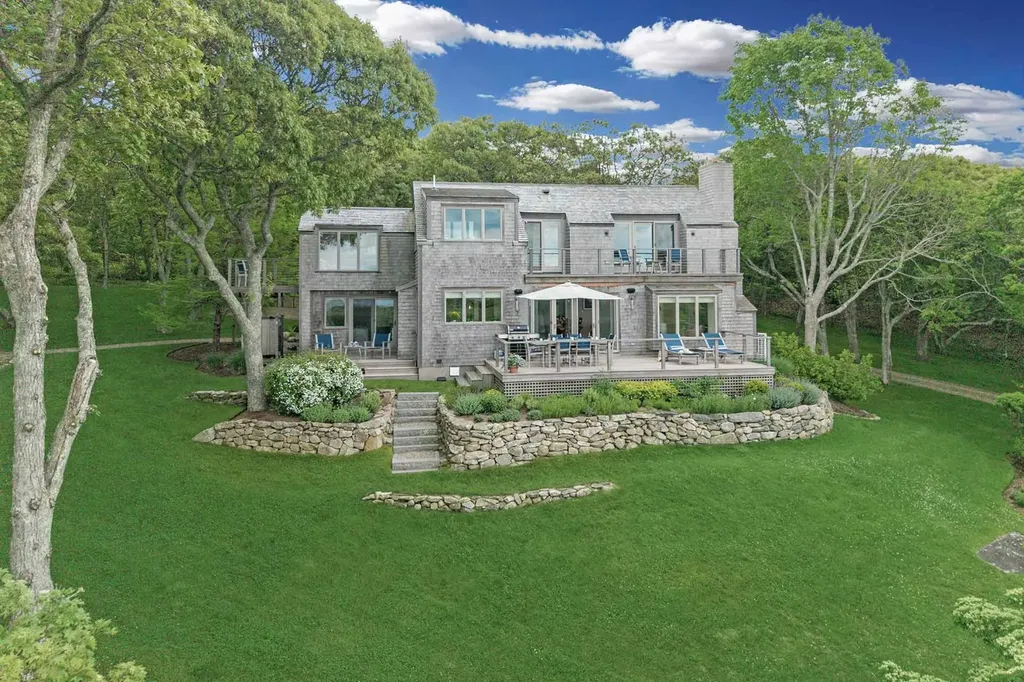 63 Putnam Road Chilmark MA 02535