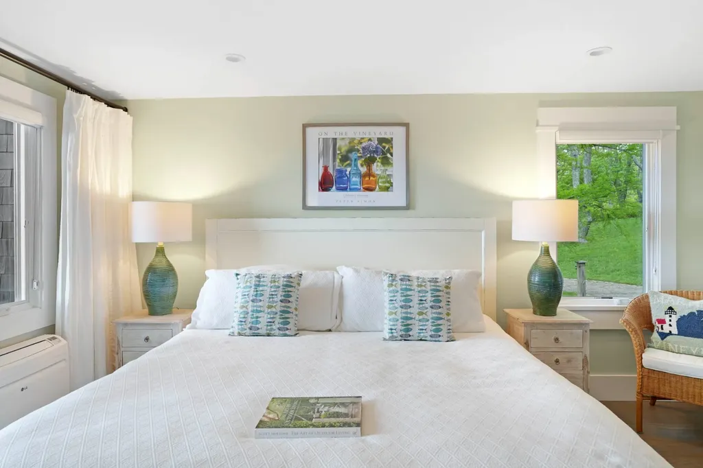 63 Putnam Road Chilmark MA 02535