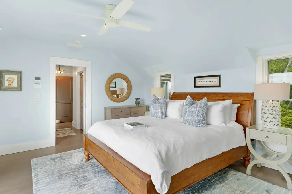 63 Putnam Road Chilmark MA 02535