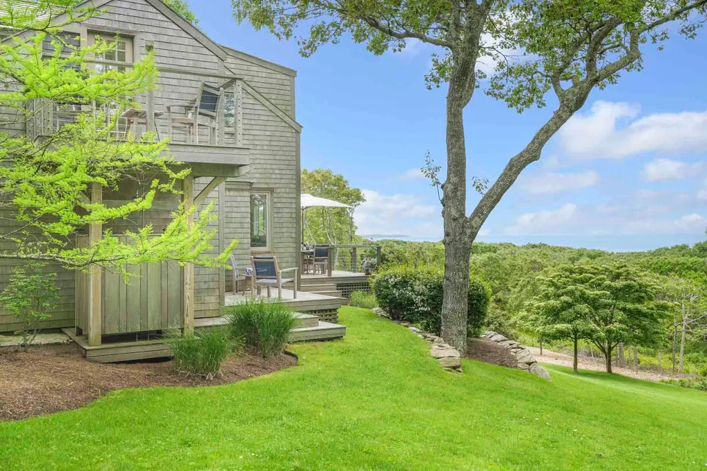 63 Putnam Road Chilmark MA 02535