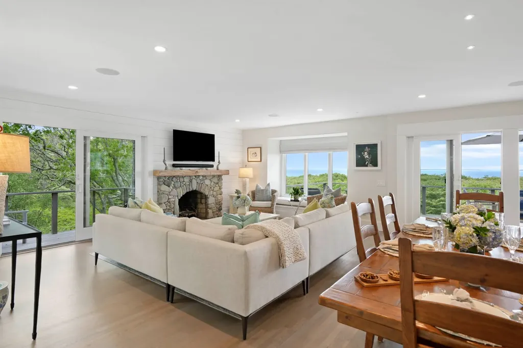 63 Putnam Road Chilmark MA 02535