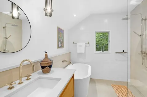 63 Putnam Road Chilmark MA 02535