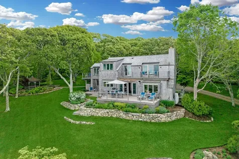 63 Putnam Road Chilmark MA 02535