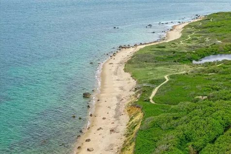 63 Putnam Road Chilmark MA 02535