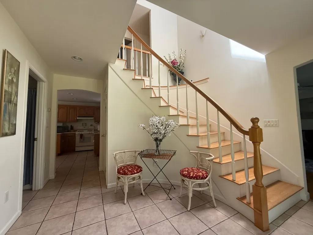 398 Main Street Vineyard Haven MA 02568