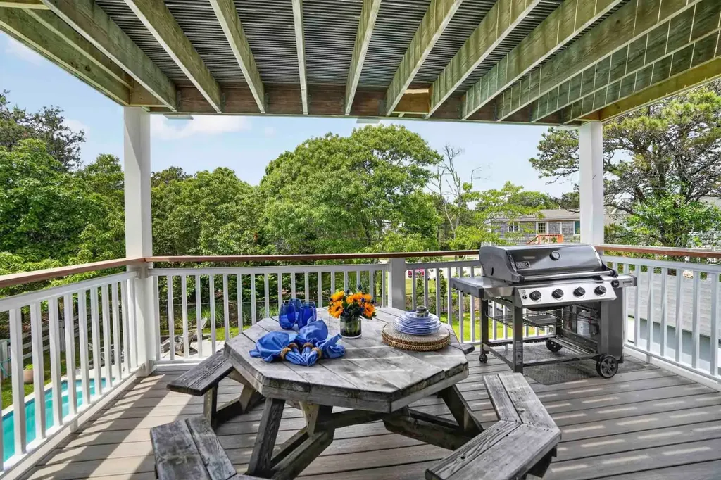 9 Thaxter Lane Edgartown MA 02539