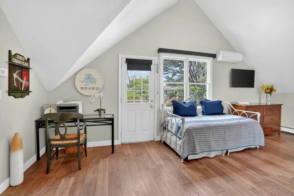 9 Thaxter Lane Edgartown MA 02539