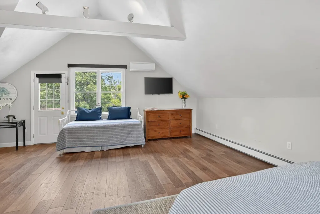 9 Thaxter Lane Edgartown MA 02539