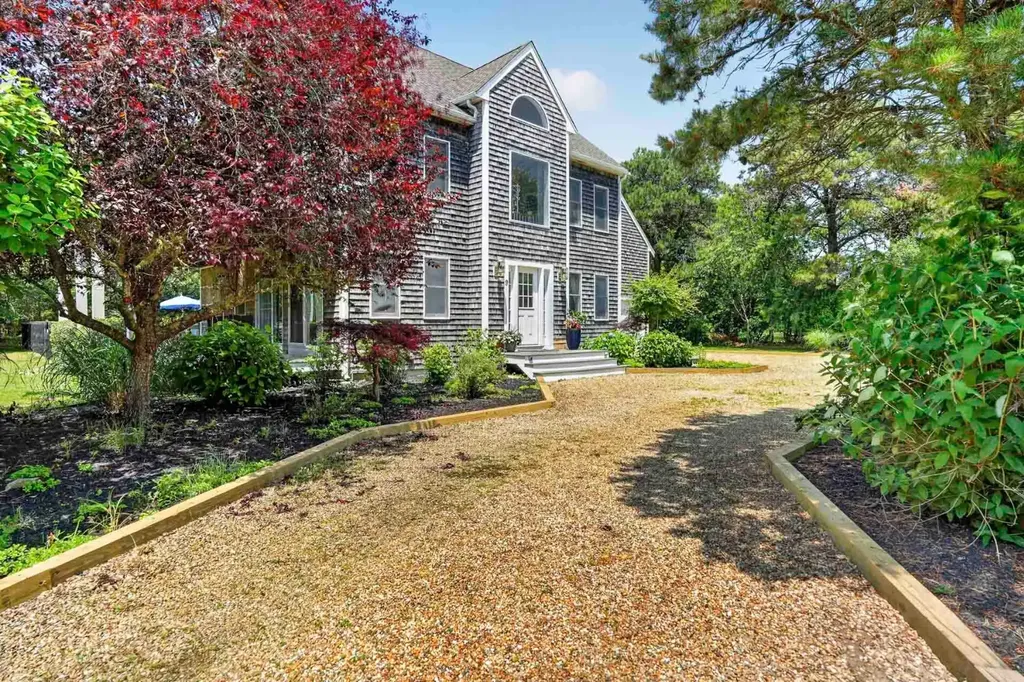 9 Thaxter Lane Edgartown MA 02539