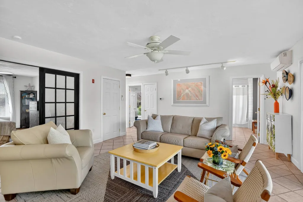 9 Thaxter Lane Edgartown MA 02539