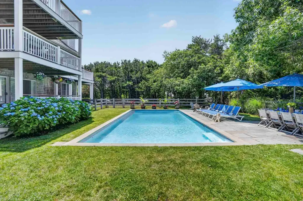 9 Thaxter Lane Edgartown MA 02539
