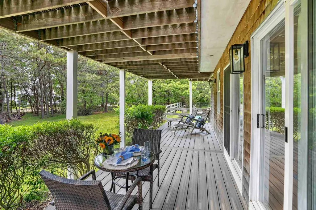 9 Thaxter Lane Edgartown MA 02539
