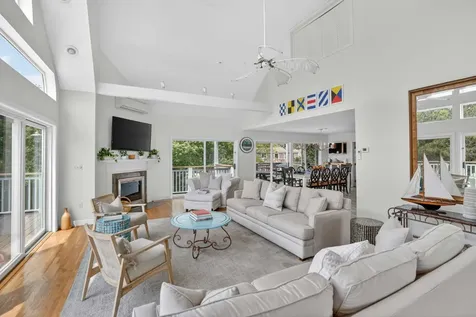 9 Thaxter Lane Edgartown MA 02539