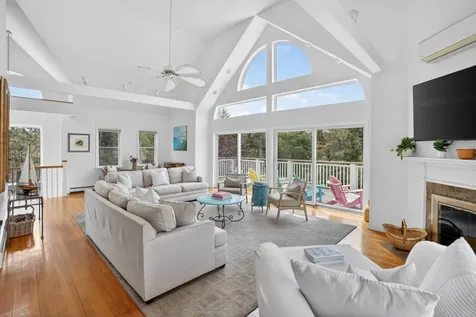 9 Thaxter Lane Edgartown MA 02539