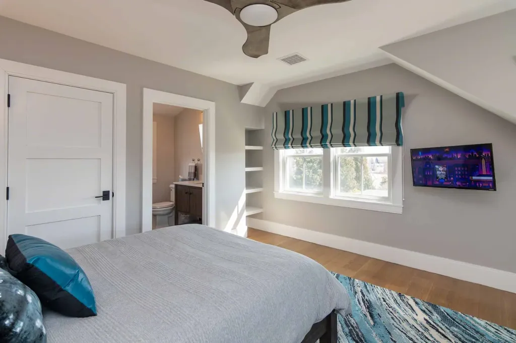 17 Katama Point Road Edgartown MA 02539