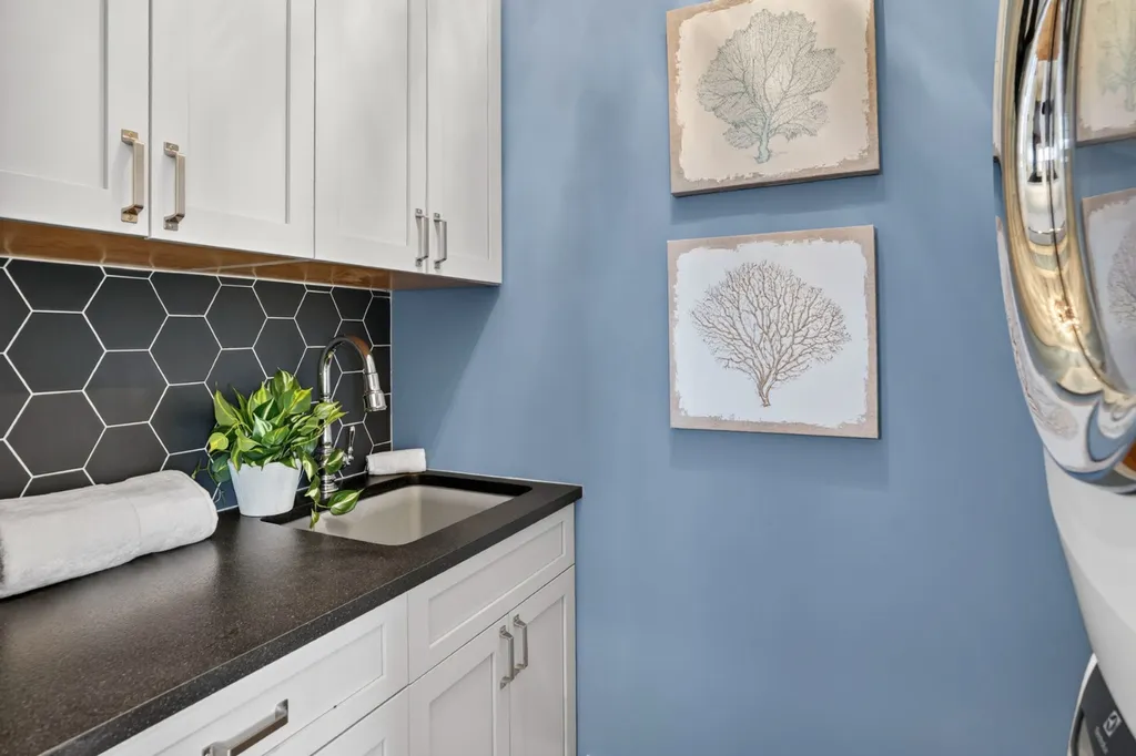 17 Katama Point Road Edgartown MA 02539