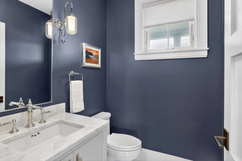 17 Katama Point Road Edgartown MA 02539