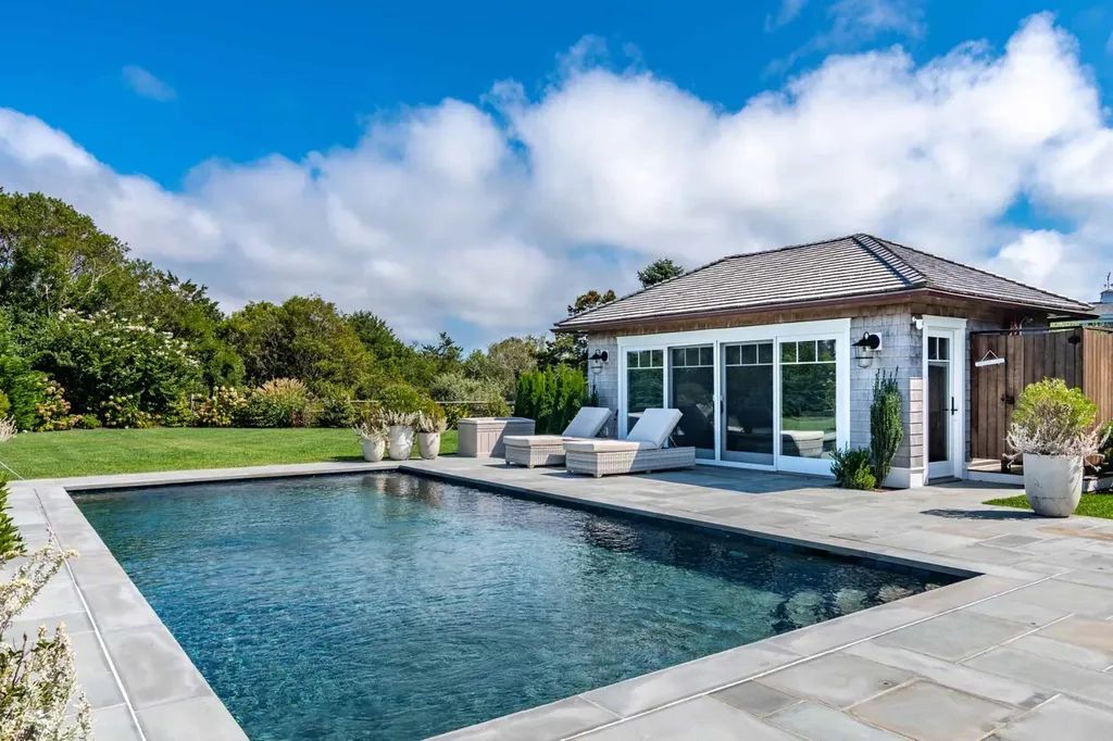 17 Katama Point Road Edgartown MA 02539