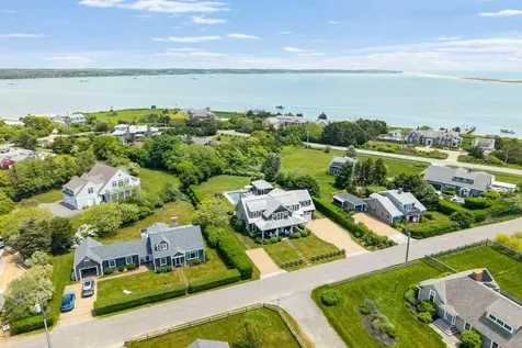 17 Katama Point Road Edgartown MA 02539