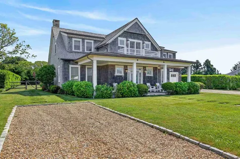 17 Katama Point Road Edgartown MA 02539