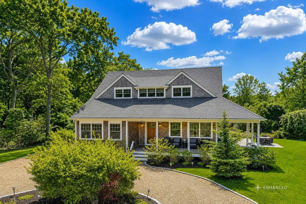 54 Amelias Crossing Vineyard Haven MA 02568