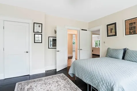 54 Amelia's Crossing Vineyard Haven MA 02568
