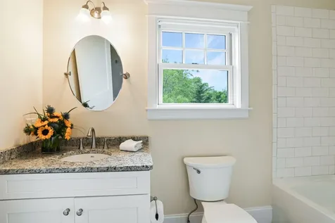 54 Amelia's Crossing Vineyard Haven MA 02568