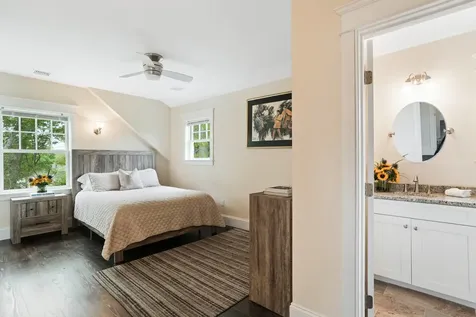 54 Amelia's Crossing Vineyard Haven MA 02568