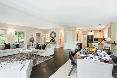 54 Amelia's Crossing Vineyard Haven MA 02568