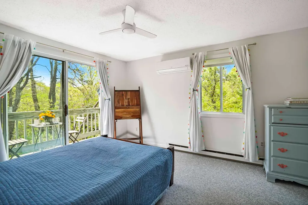 44 Prices Way Edgartown MA 02539