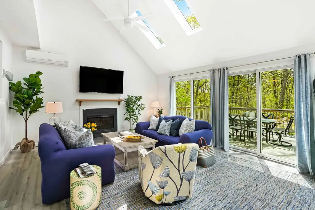 44 Prices Way Edgartown MA 02539