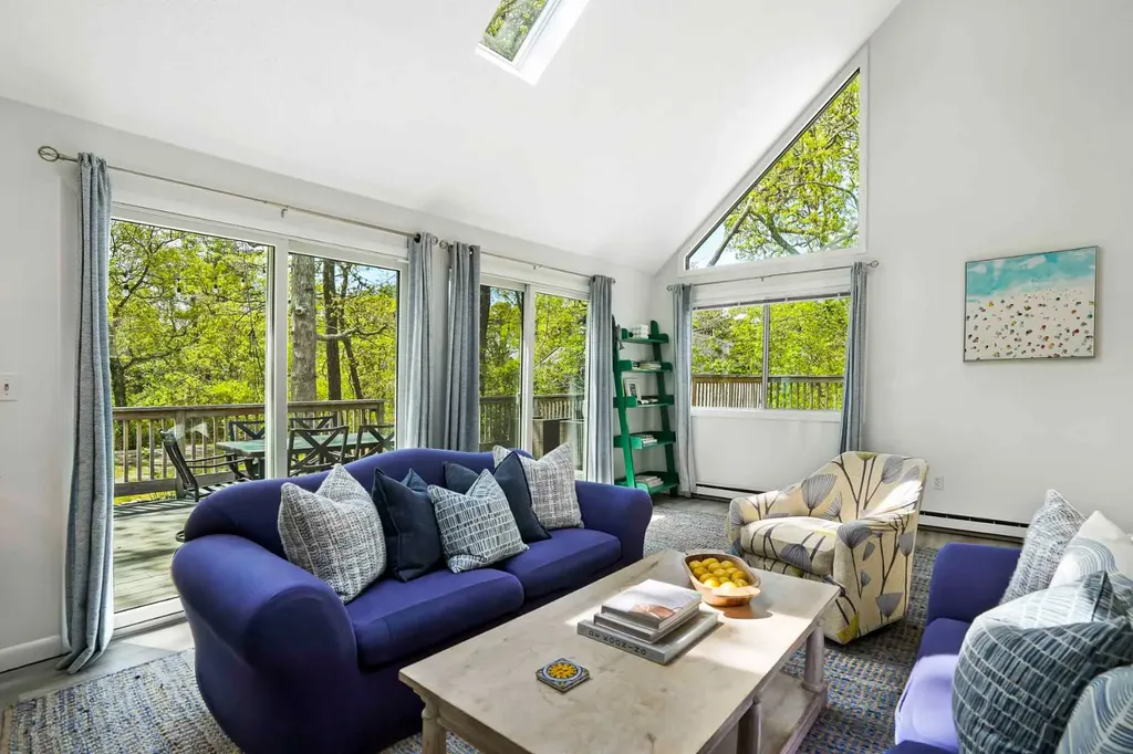44 Prices Way Edgartown MA 02539