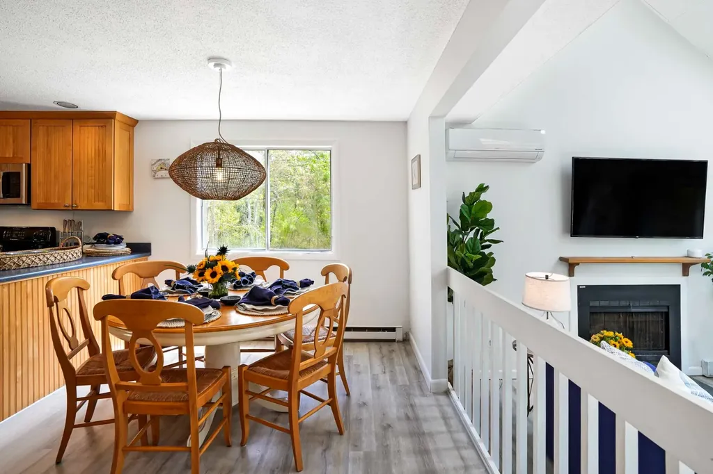 44 Prices Way Edgartown MA 02539