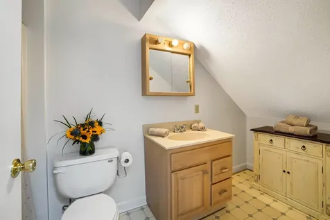 44 Prices Way Edgartown MA 02539