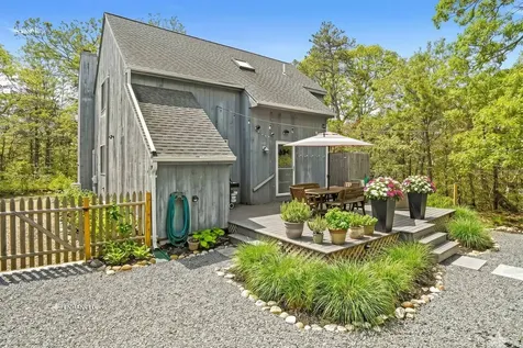44 Prices Way Edgartown MA 02539