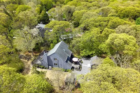 44 Prices Way Edgartown MA 02539