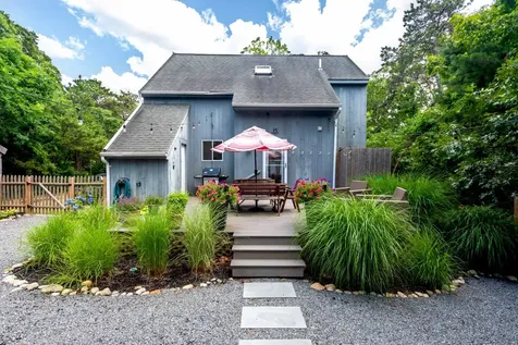 44 Prices Way Edgartown MA 02539