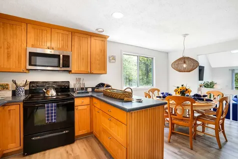 44 Prices Way Edgartown MA 02539