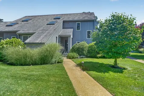 40 Hidden Cove Road Oak Bluffs MA 02557